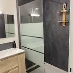T3 Moderne Avec Balcon Terrasse Et Parking Gratuit Apartament Niort
