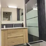 T3 Moderne Avec Balcon Terrasse Et Parking Gratuit Apartament Niort